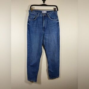Bershka The Mom Jeans Women's  Size 6/Waist 28 Blue Denim Tapered Leg High Rise